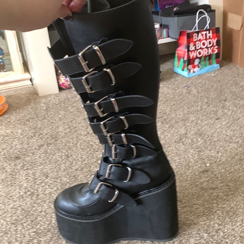 Demonia Swing 815